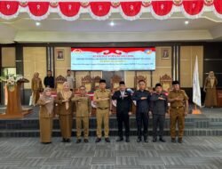 Pemkab Konsel Serahkan R-APBD Perubahan Tahun 2025 ke DPRD